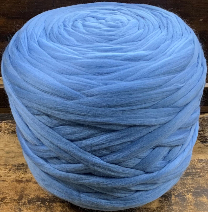 Dyed Corriedale Roving – Sky Blue