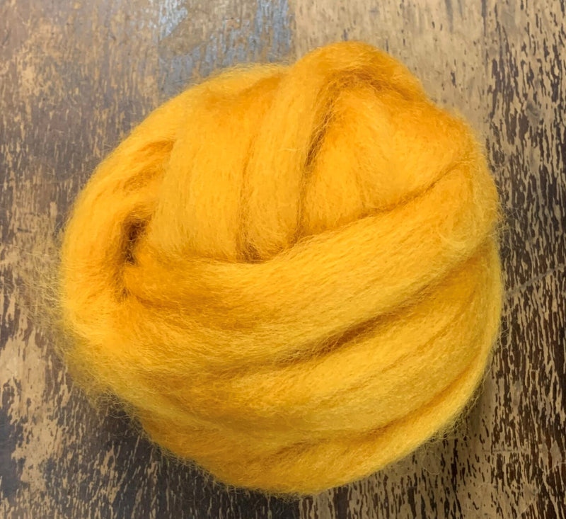 Dyed NZ Romney Roving – Gold