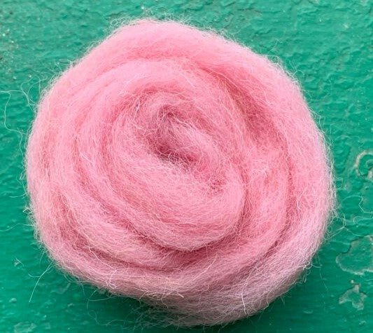 Dyed NZ Romney Roving – Pink