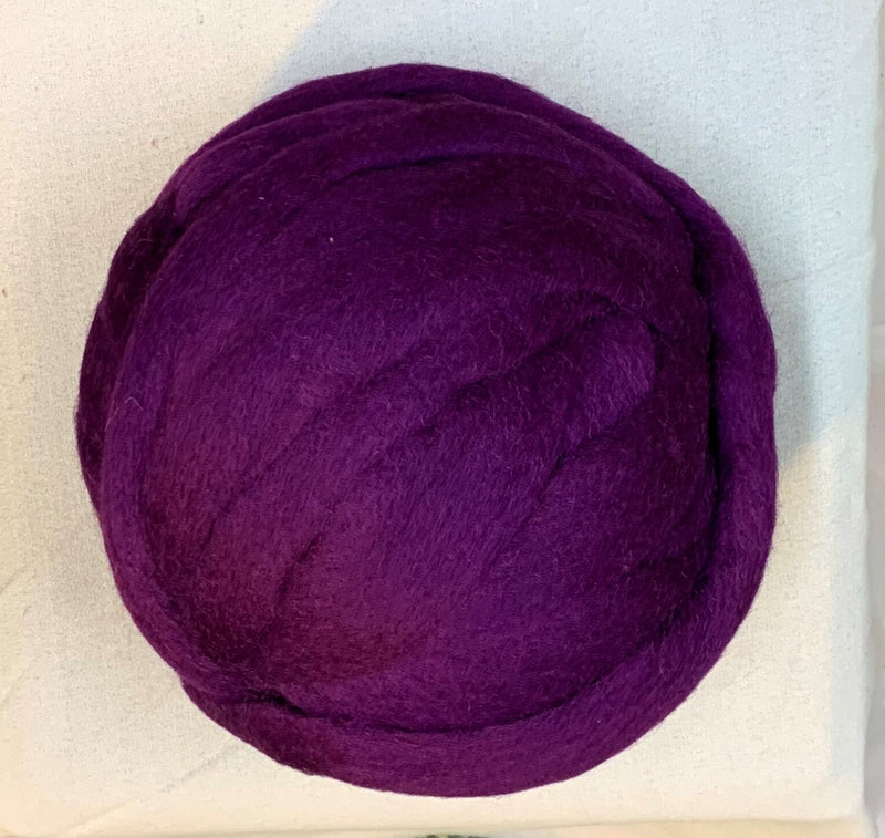 Dyed NZ Romney Roving – Red Plum